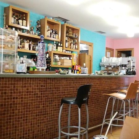 Pico Sacro I Hostal-Pension サンティアゴ・デ・コンポステーラ エクステリア 写真