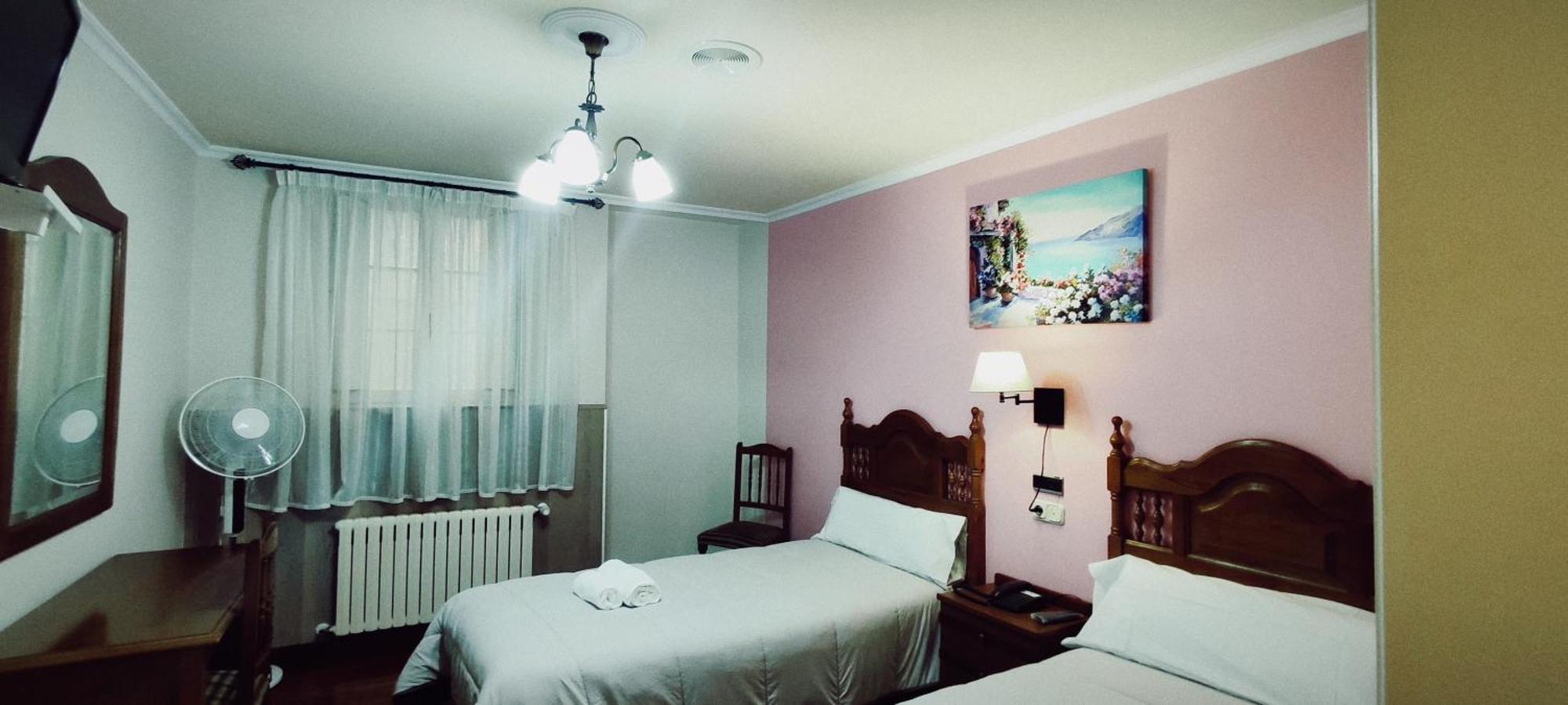 Pico Sacro I Hostal-Pension サンティアゴ・デ・コンポステーラ 部屋 写真