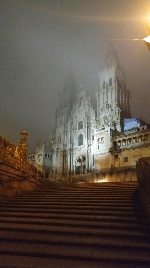 Pico Sacro I Hostal-Pension サンティアゴ・デ・コンポステーラ エクステリア 写真